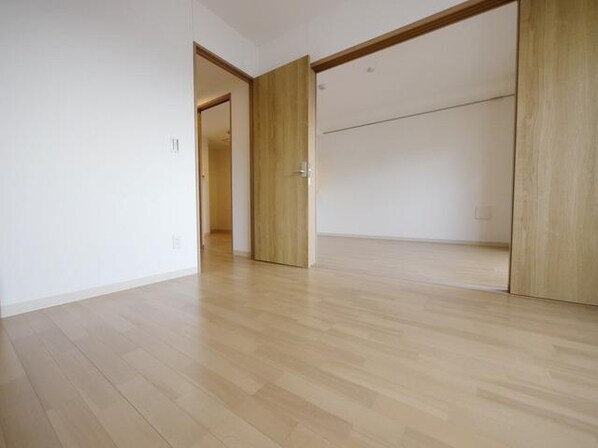 セリーン志村の物件内観写真